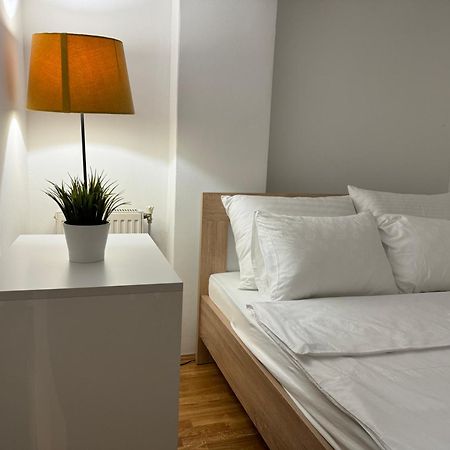 Central Elegance Apartments 斯科普里 外观 照片