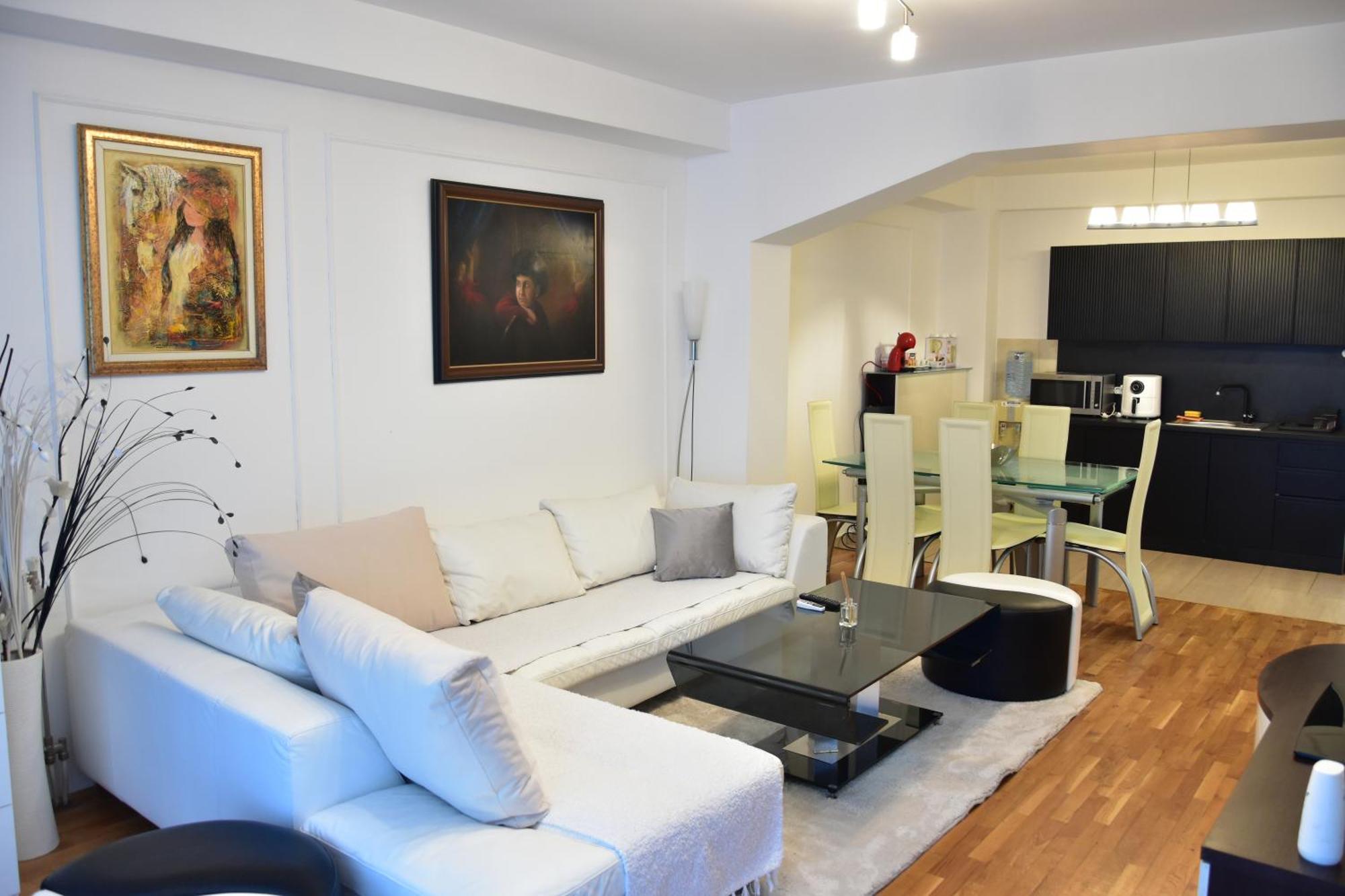 Central Elegance Apartments 斯科普里 外观 照片